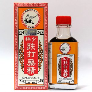 TitTaYuekChing<br>少林跌打藥精<br>少林跌打药精<br>30ml